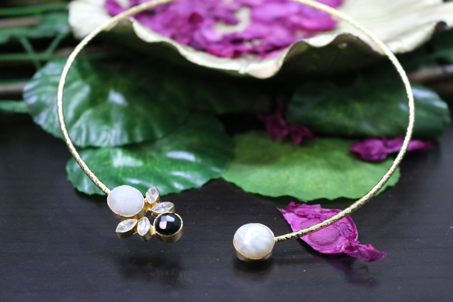 Cleopatra Choker